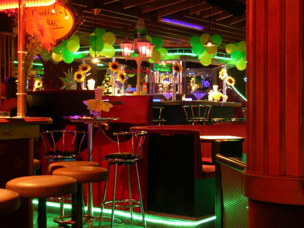 Sport Und Tagungshotel เคนซิงเงน ภายนอก รูปภาพ