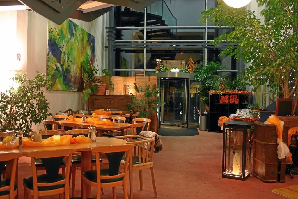 Sport Und Tagungshotel เคนซิงเงน ภายนอก รูปภาพ